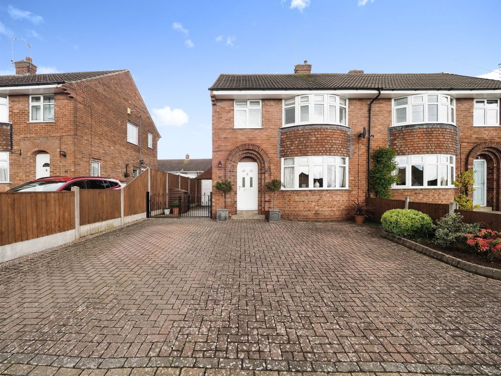 3 bed semidetached house for sale in Welbeck Grove, Allestree, Derby