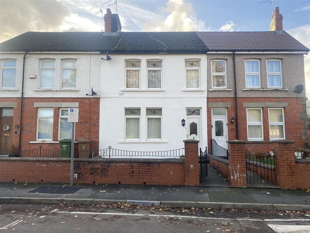 Thorncombe Road, Blackwood NP12  