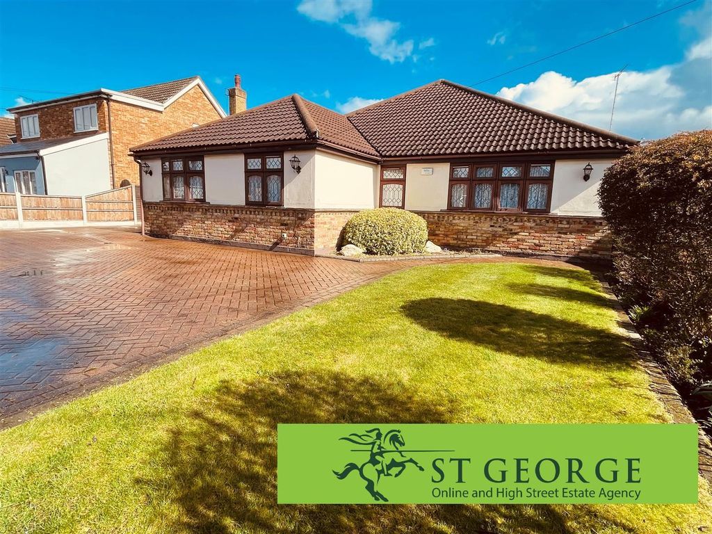 5 bed detached bungalow for sale in Brock Hill, Runwell, Wickford SS11