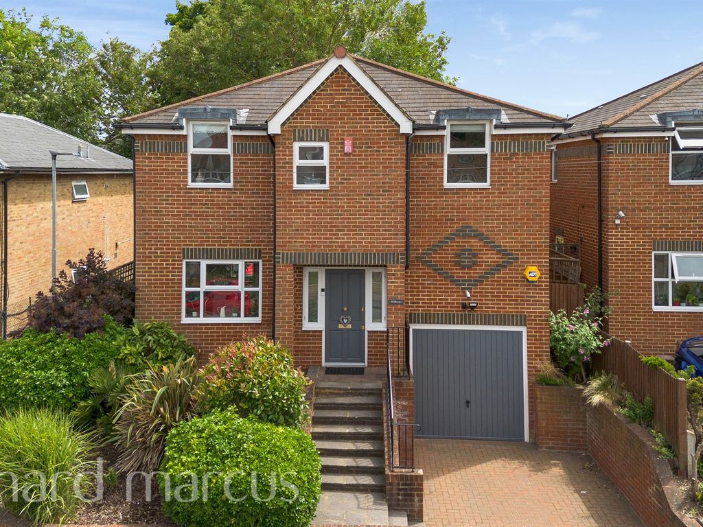 4 bed detached house for sale in Church Road, Worcester Park KT4 Zoopla