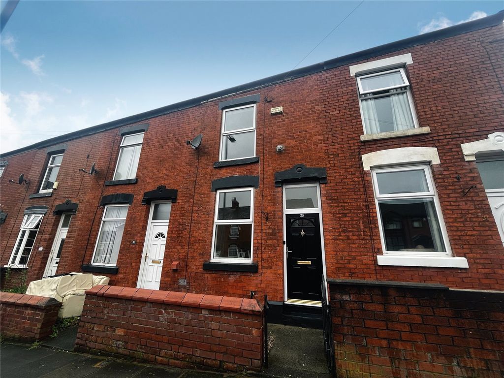 2 bed terraced house for sale in Kings Road, AshtonUnderLyne, Greater
