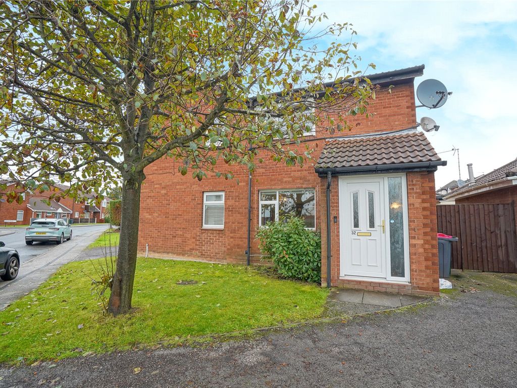 2 bed semidetached house for sale in Searby Road, Bramley, Rotherham