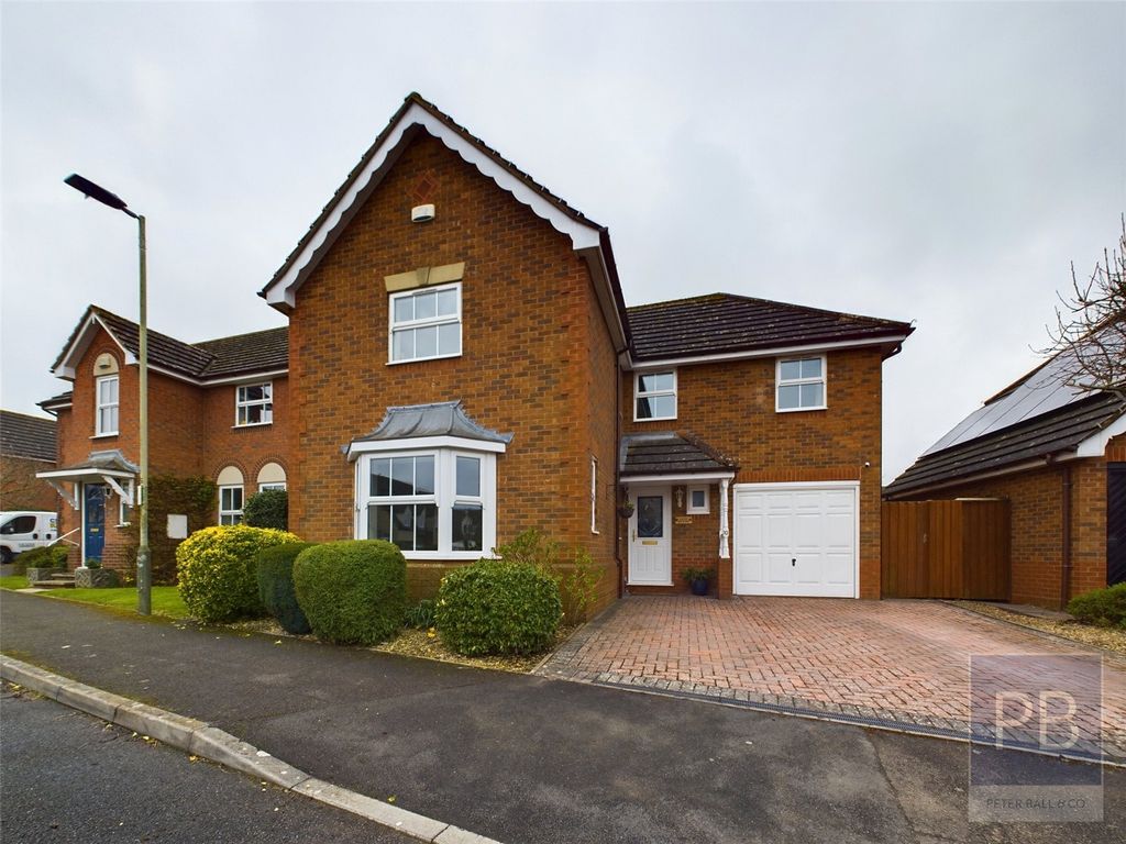 4 bed detached house for sale in Justicia Way, Up Hatherley, Cheltenham, Gloucestershire GL51, £