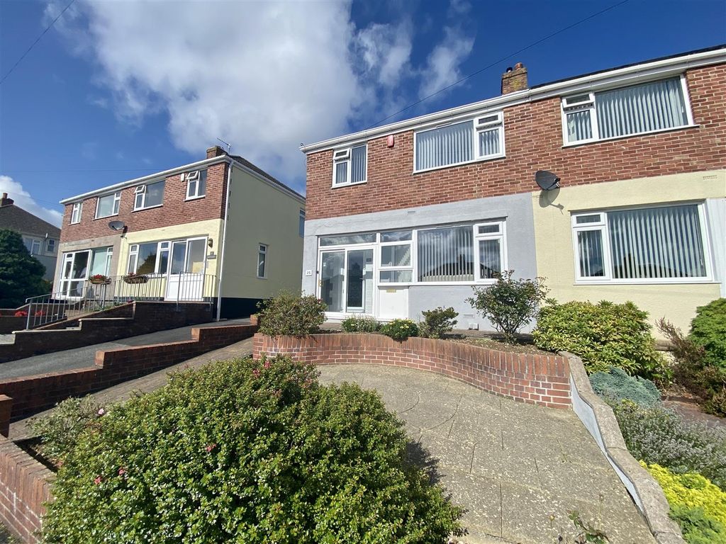 3 bed semidetached house for sale in Crossway, Plympton, Plymouth PL7