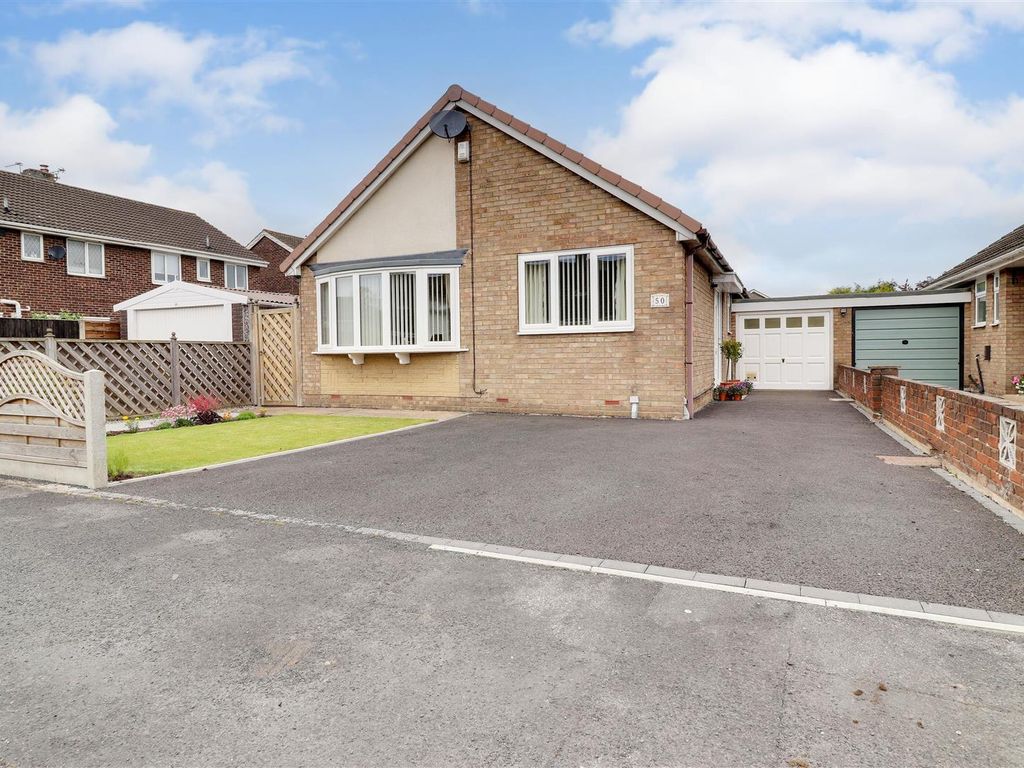 3 bed detached bungalow for sale in Greenacre Park, Gilberdyke, Brough