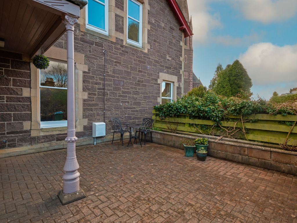 3 bed flat for sale in Ferntower Road, Crieff PH7 Zoopla