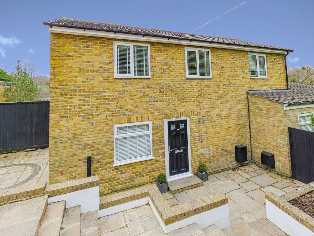 4 bed detached house for sale in The Grove, Biggin Hill, Kent TN16 Zoopla