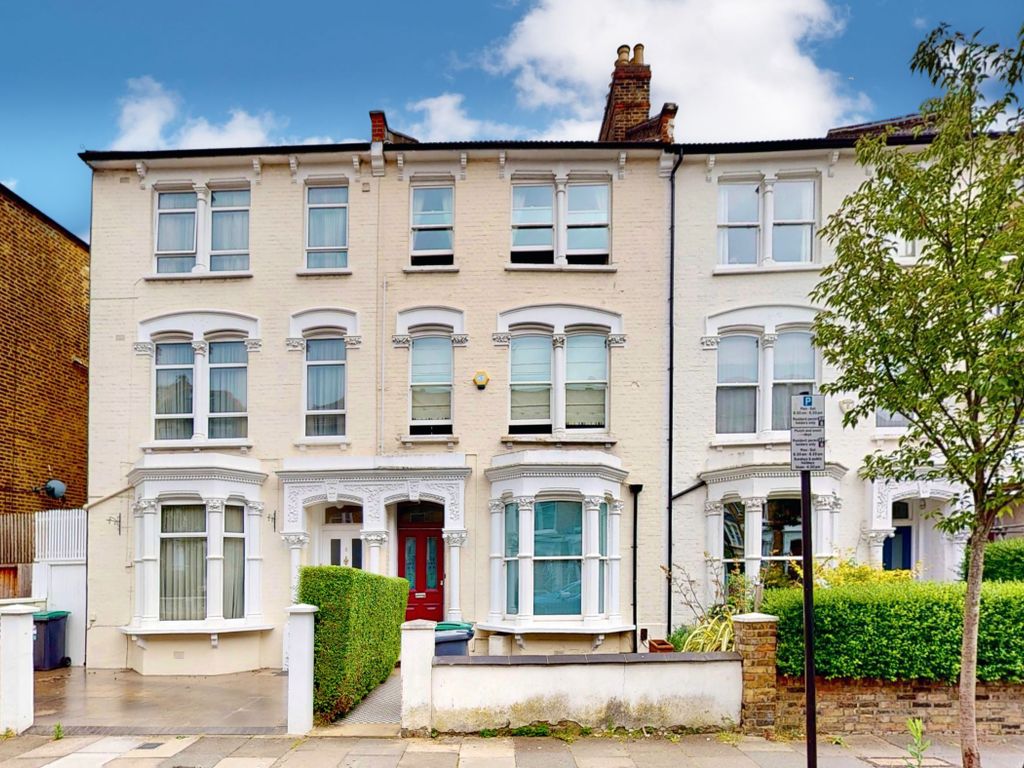 4 bed terraced house for sale in Connaught Road, Stroud Green N4 Zoopla