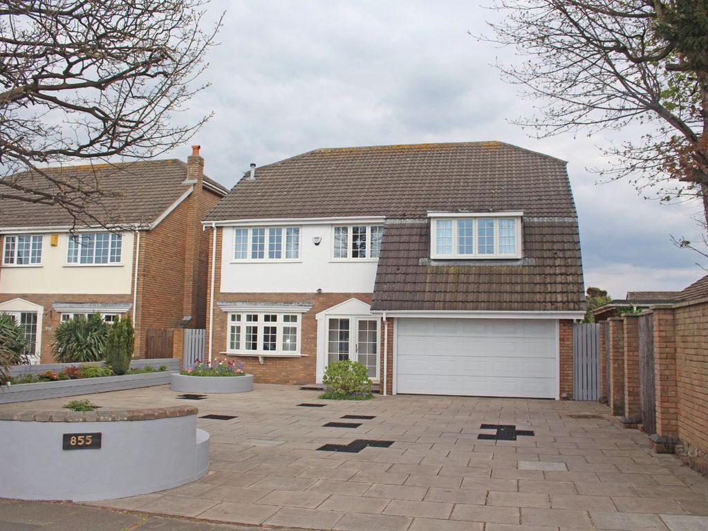 Liverpool Road, Ainsdale PR8  
