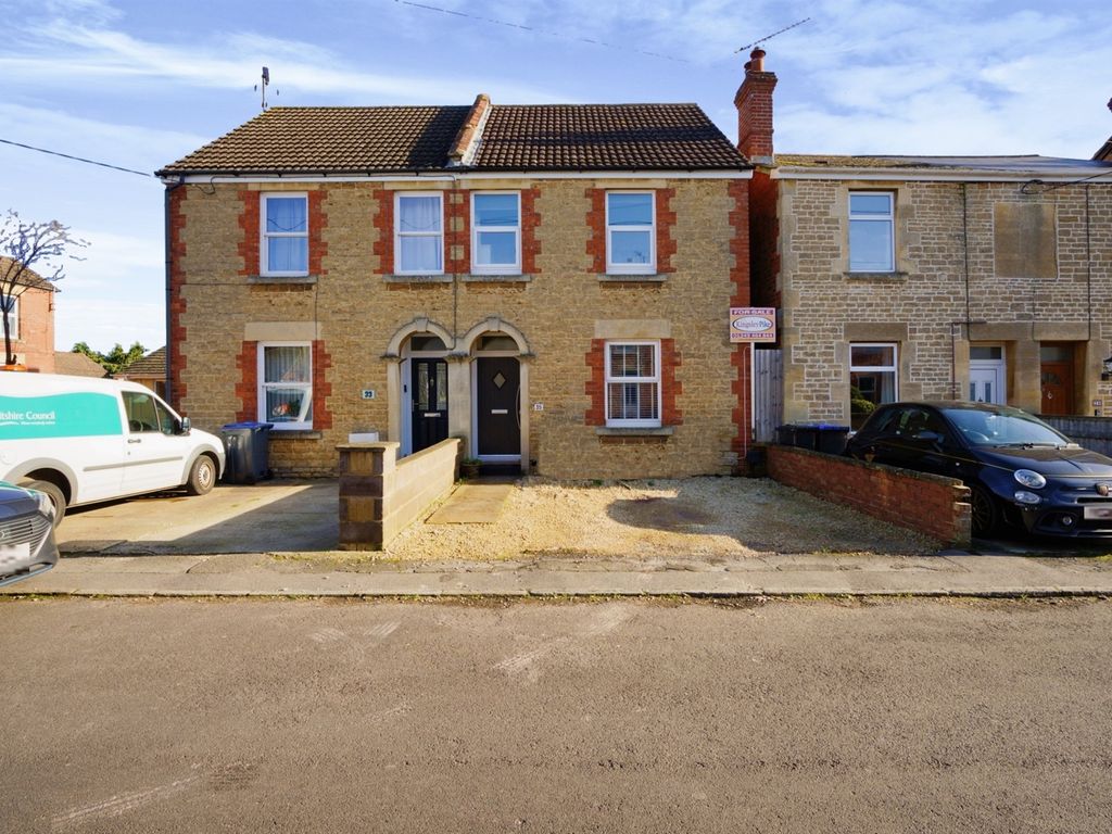 Parliament Street, Chippenham SN14  