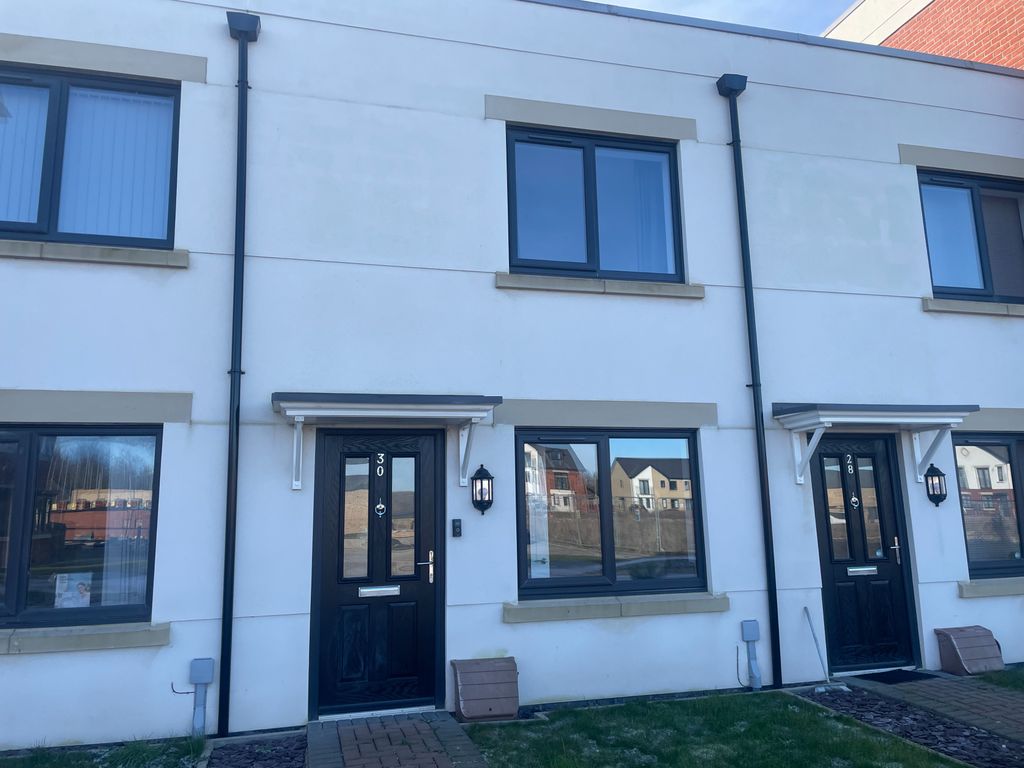 2 bed terraced house to rent in Normanby Road, Skegness PE25, £795 pcm