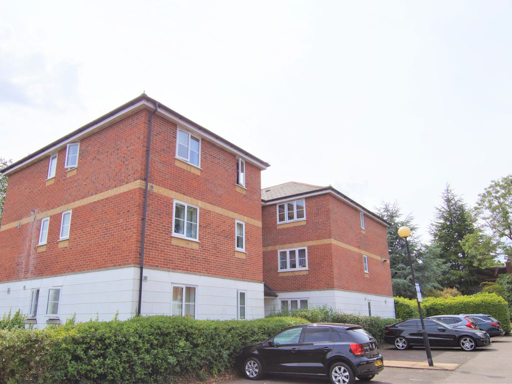 2 bed flat to rent in Leigh Hunt Drive, Southgate N14 Zoopla