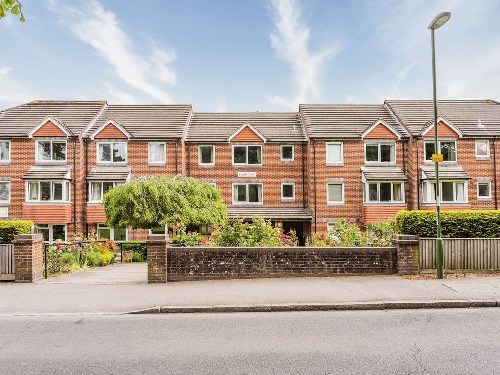 1 bed flat for sale in Heath Road, Haywards Heath RH16 Zoopla