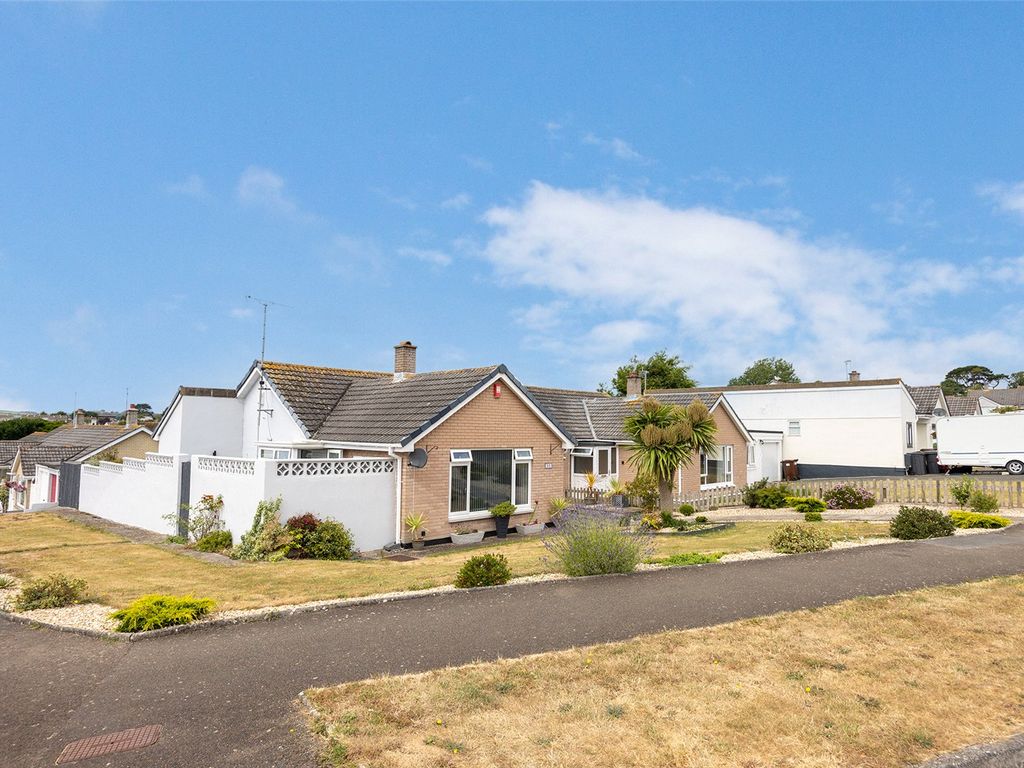 3 bed bungalow for sale in Peacock Avenue, Torpoint, Cornwall PL11, £325,000 Zoopla