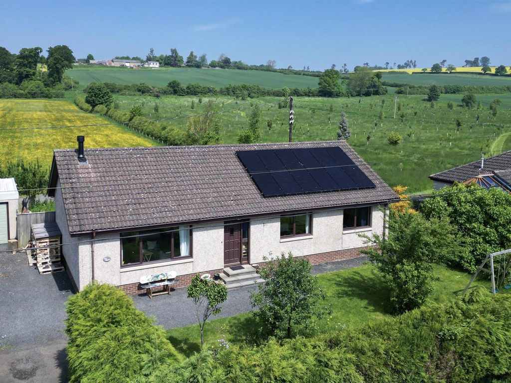 3 bed detached bungalow for sale in Marchmont Road, Greenlaw, Duns, Td TD10, £250,000 Zoopla