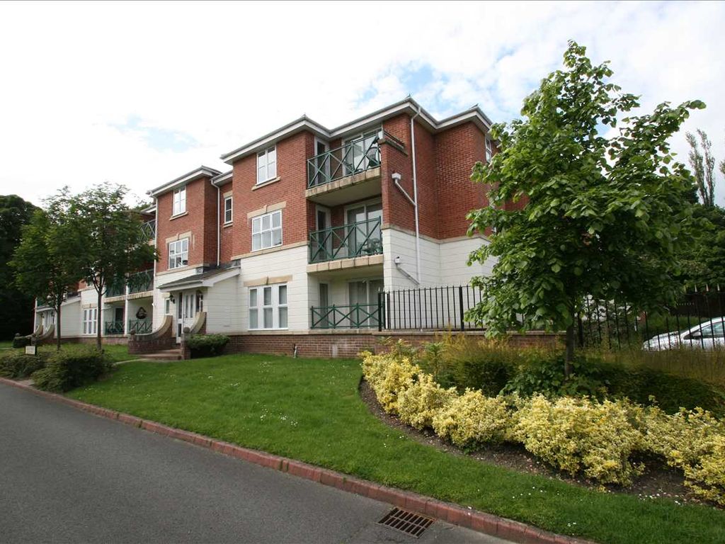 2 bed flat to rent in Bellsay House, Belvedere Gardens, Benton NE12
