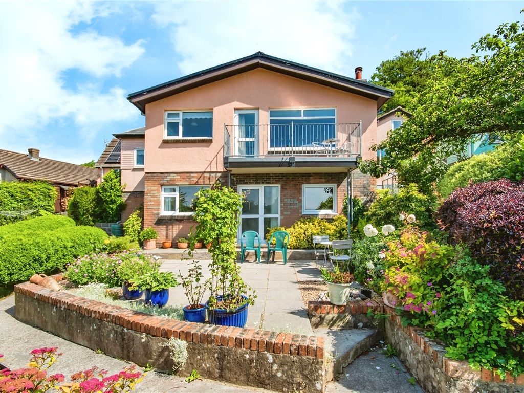 5 bed detached house for sale in Llansteffan, Carmarthen