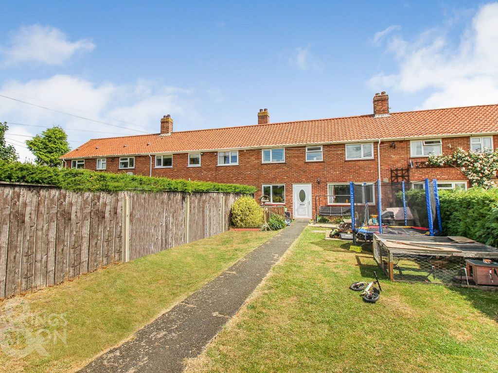 3 bed terraced house for sale in Common Road, Shelfanger, Diss IP22