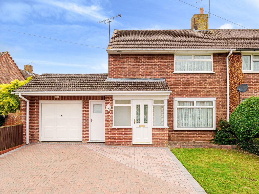 2 bed semidetached house for sale in Rowlings Road, Winchester SO22, £