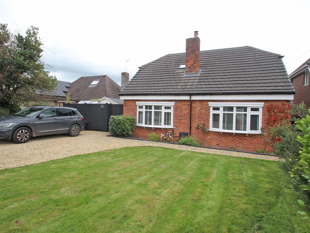3 bed detached house for sale in Church Road, Wootton Bridge, Ryde PO33