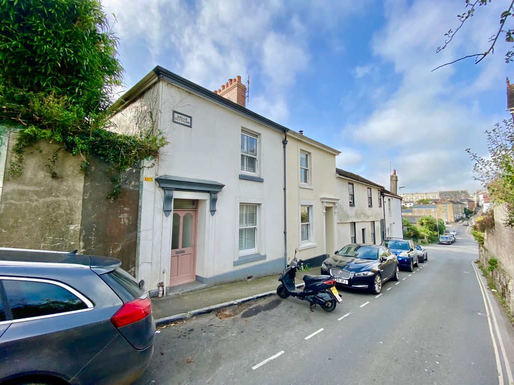 2 bed terraced house to rent in Waterloo Road, Kingsbridge TQ7, £925