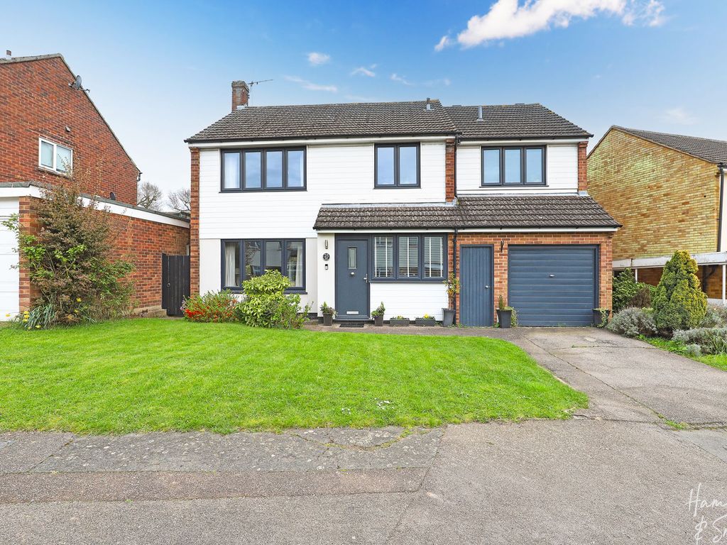 4 bed detached house for sale in Great Lawn, Ongar CM5, £799,950 Zoopla