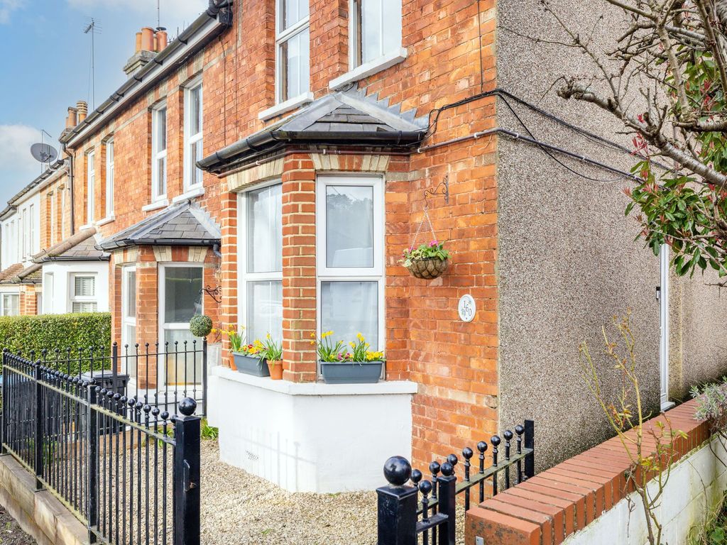 2 bed end terrace house for sale in Godstone Road, Caterham CR3, £