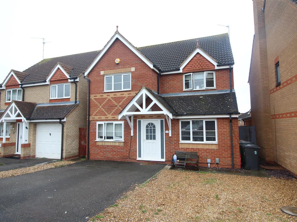 4 bed detached house for sale in Park Farm Way, Peterborough PE2, £