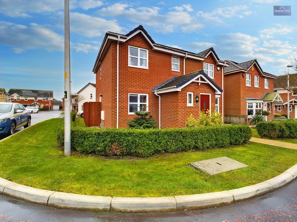 4 bed detached house for sale in Orchid Way, Blackpool FY4 Zoopla