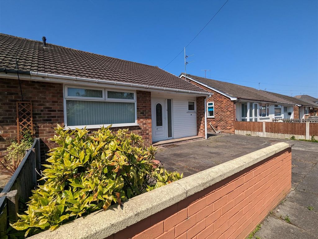 2 bed bungalow for sale in Longacre Close, Wallasey CH45 Zoopla