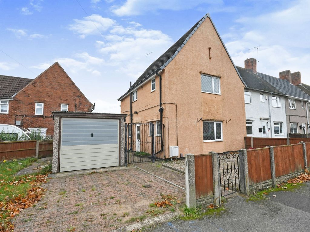3 bed end terrace house for sale in Church Road, Clipstone Village