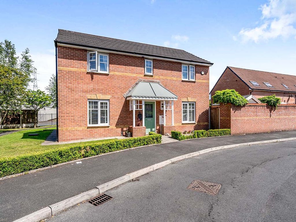 4 bed detached house for sale in Lentworth Drive, Worsley, Manchester, Greater Manchester M28