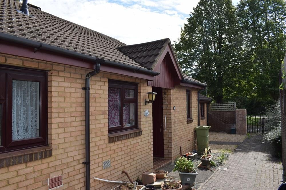 1 bed terraced bungalow for sale in 18 Bryony Place, Conniburrow