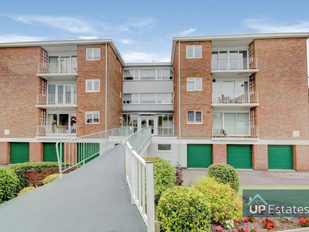 2 bed flat for sale in Chaddesley Court, Nod Rise, Mount Nod, Coventry