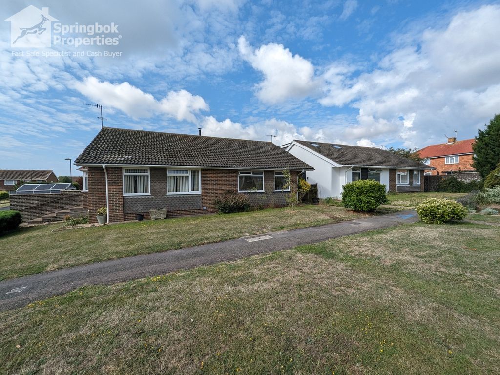 2 bed bungalow for sale in Test Road, Sompting, Lancing, West Sussex