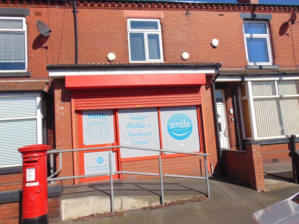 1 bed terraced house for sale in Manchester Rd, Kearsley BL4, £235,000