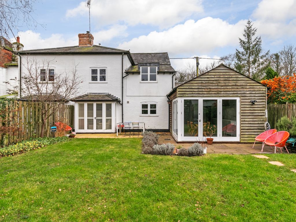 3 bed cottage for sale in Tichborne Down, Alresford SO24, £599,950 - Zoopla