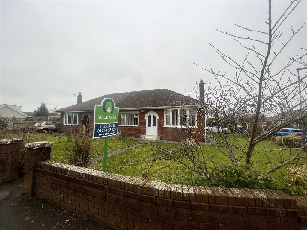 2 bed bungalow for sale in Lammack Road, Blackburn, Lancashire BB1 Zoopla