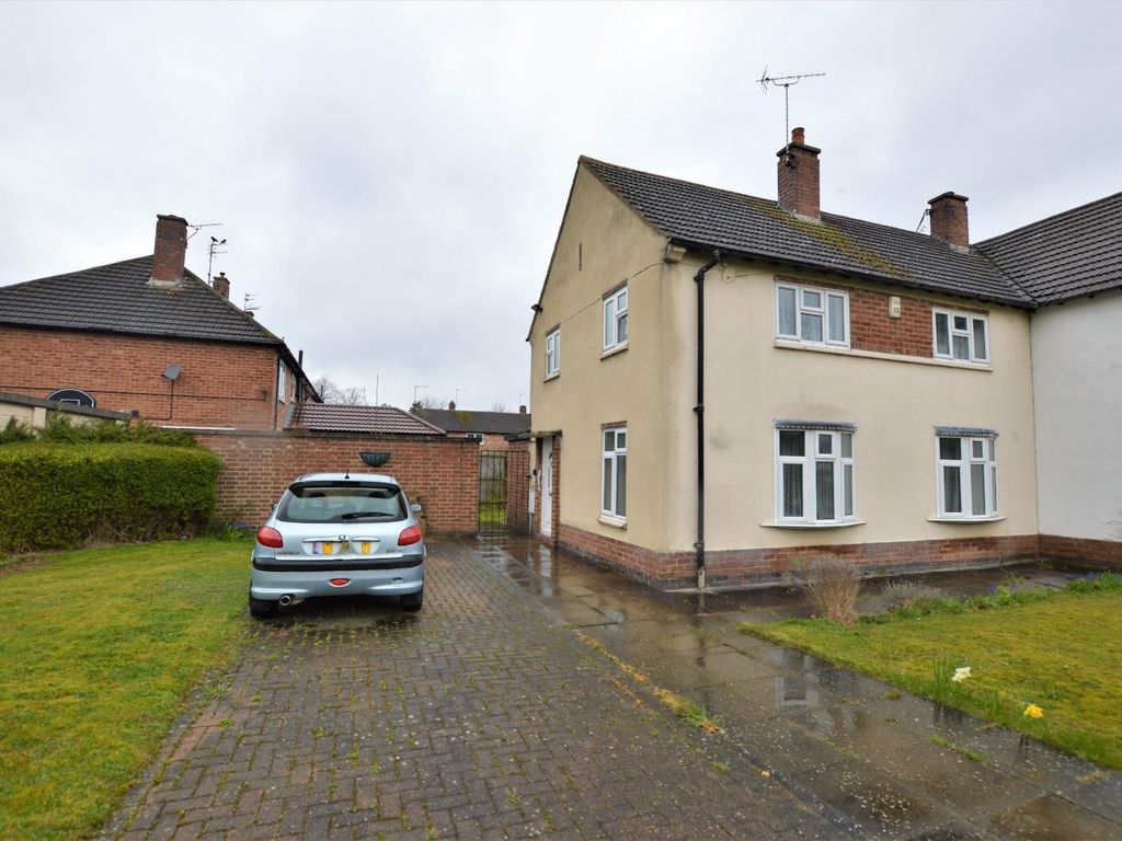 3 bed semidetached house for sale in Saffron Lane, Leicester LE2 Zoopla