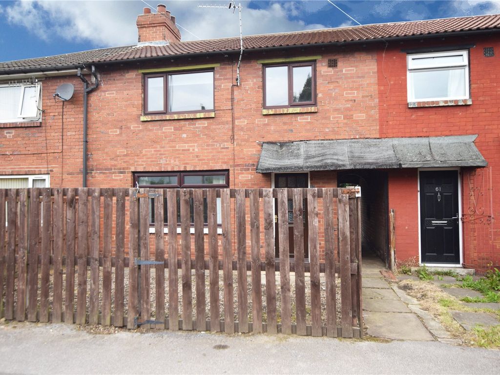 3 bed terraced house to rent in Acre Road, Middleton, Leeds LS10, £