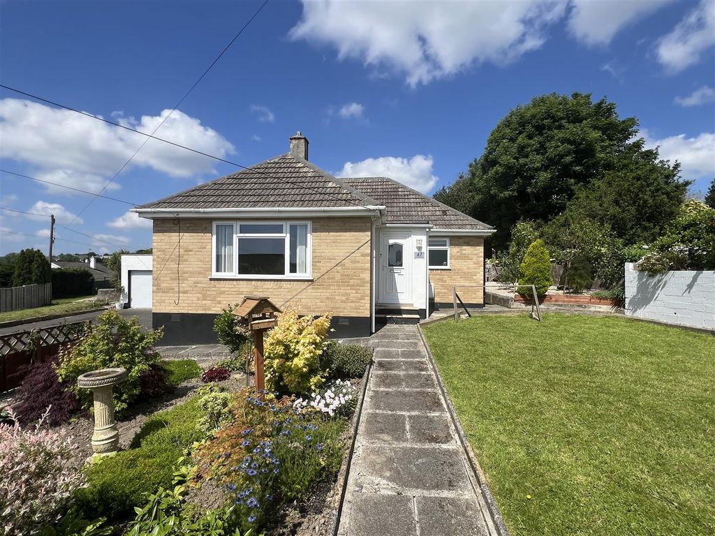 3 bed detached bungalow for sale in Menear Road, St Austell, St. Austell PL25, £350,000 Zoopla