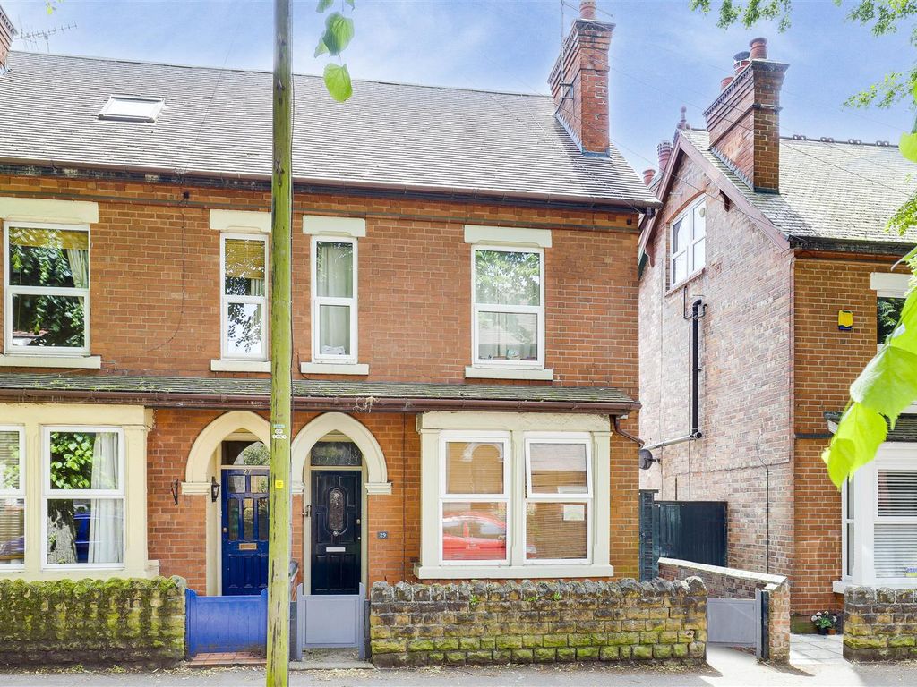 4 bed semidetached house for sale in Osborne Grove, Sherwood