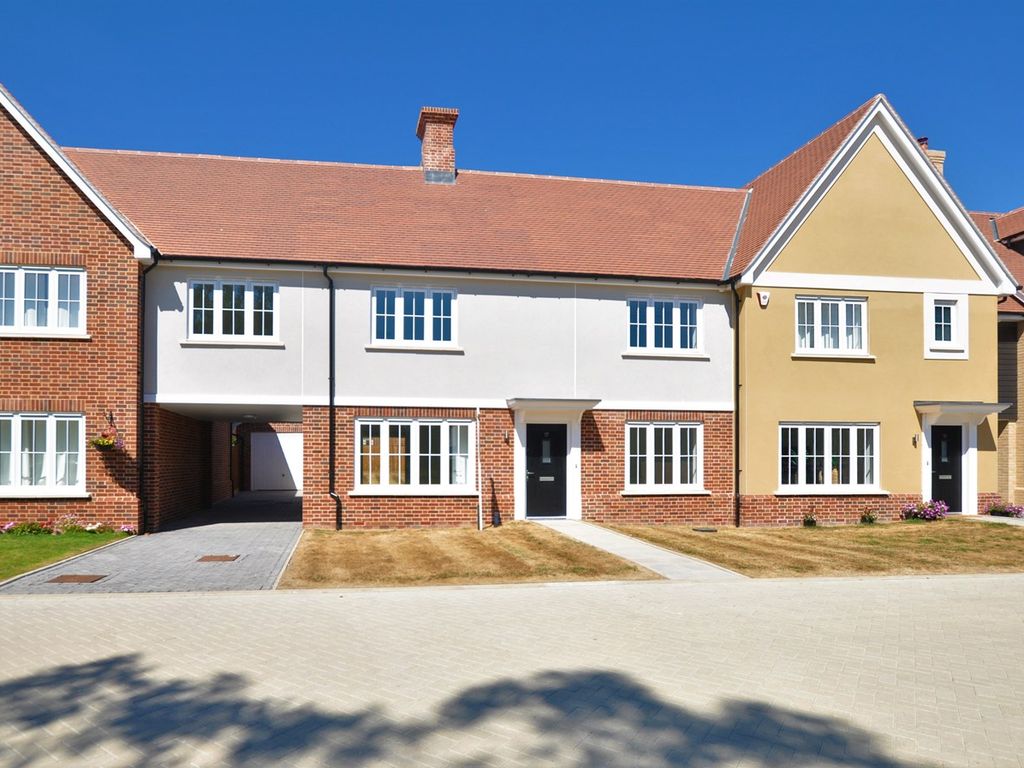 New home, 4 bed terraced house for sale in Humphreys Drive, Coggeshall