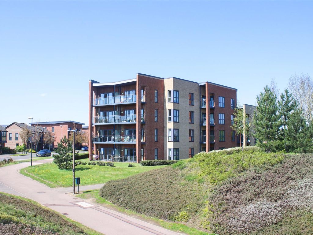 2 bed flat for sale in Ada Walk, Oakgrove, Milton Keynes MK10 Zoopla