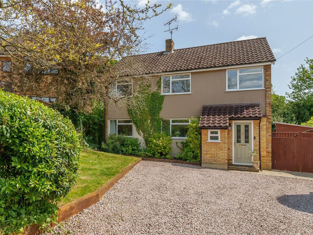 4 bed detached house for sale in Raymond Way, Claygate KT10, £1,000,000