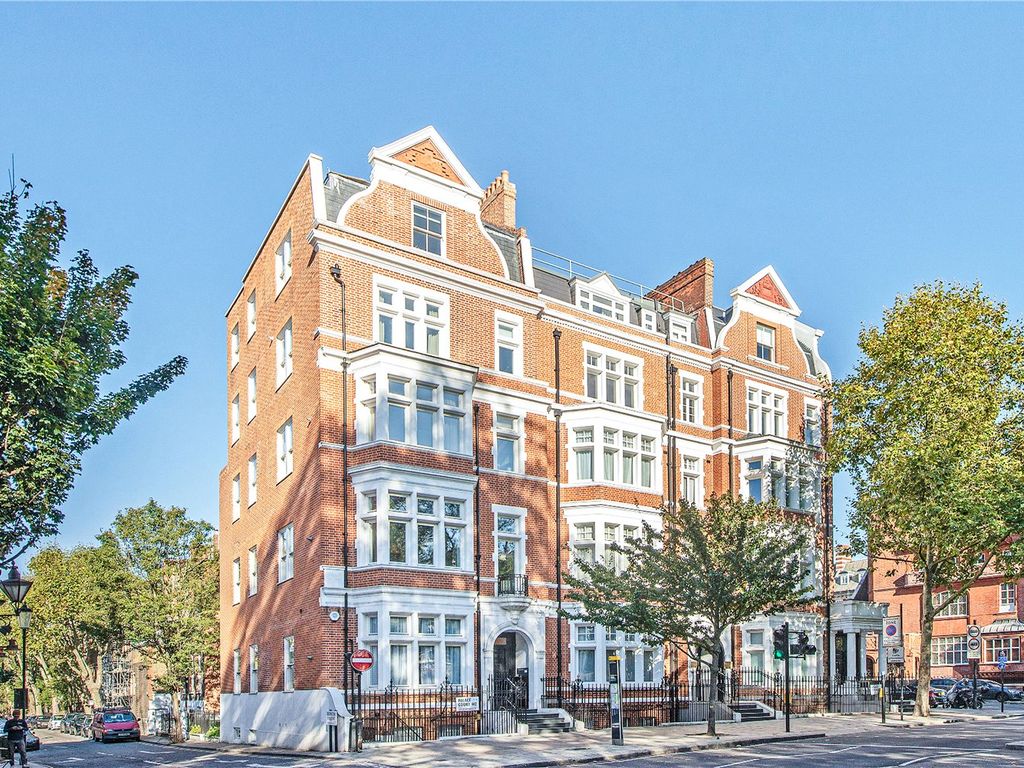 New home, 2 bed flat for sale in Palace Court, Bayswater Road, London