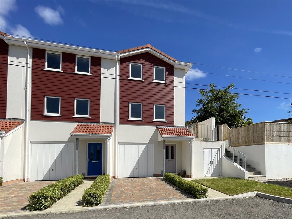 3 bed end terrace house for sale in Sound View, 1416 Channel Park