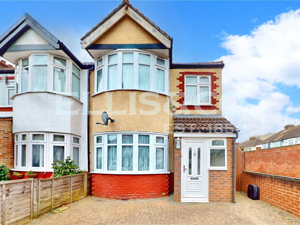 3 bed semidetached house for sale in Tiverton Road, Wembley HA0, £