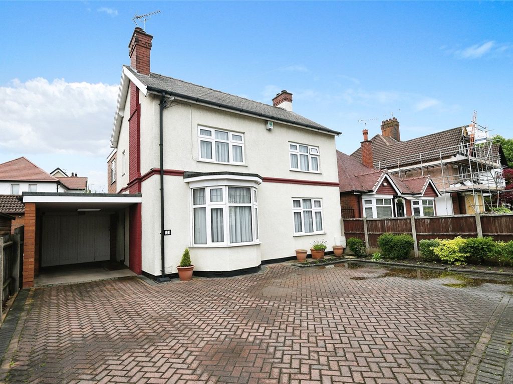4 bed detached house for sale in Alfreton Road, SuttonInAshfield