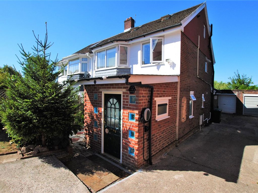 4 bed semidetached house for sale in Huron Crescent, Lakeside, Cardiff